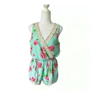 Bo Bel NWT Blue/Green Floral Sleeveless Romper Shorts Women’s M